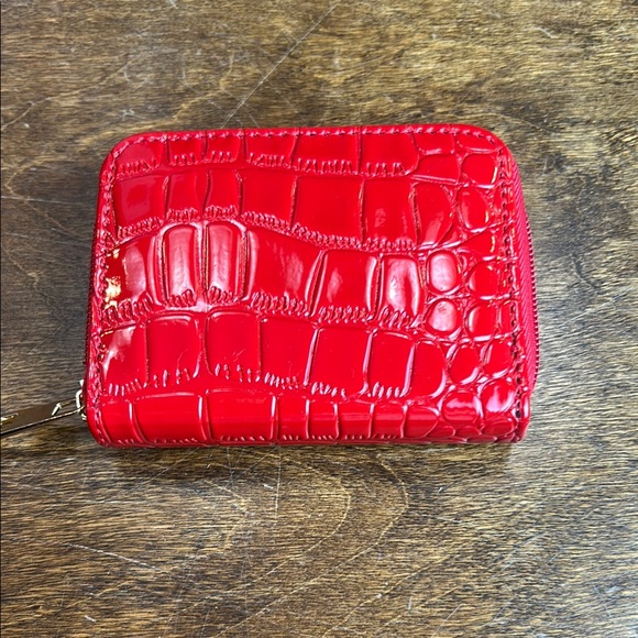 Red Crocodile-Embossed Wallet‎ - Picture 1 of 9